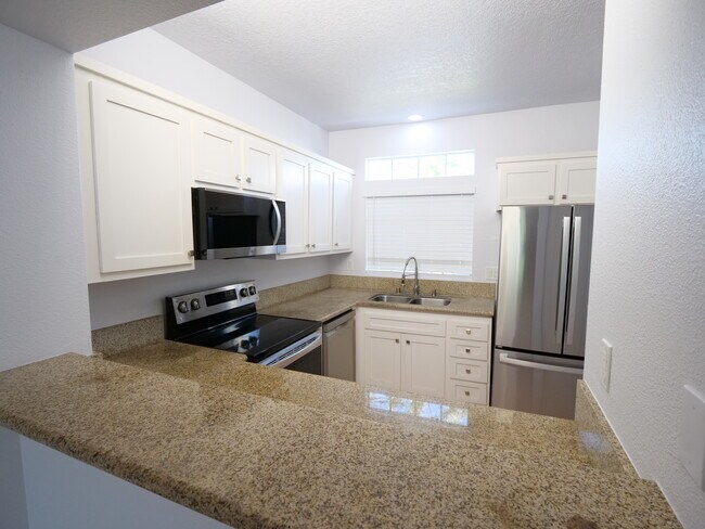 Foto del edificio - 43 Dover Pl