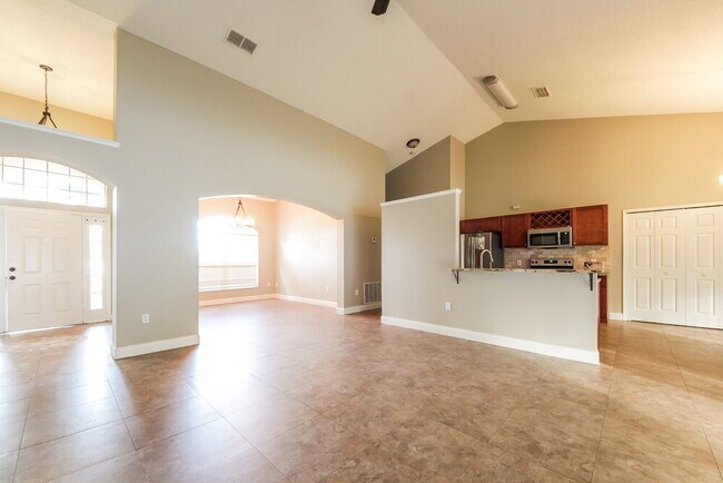 Building Photo - 2428 Timothy Ln