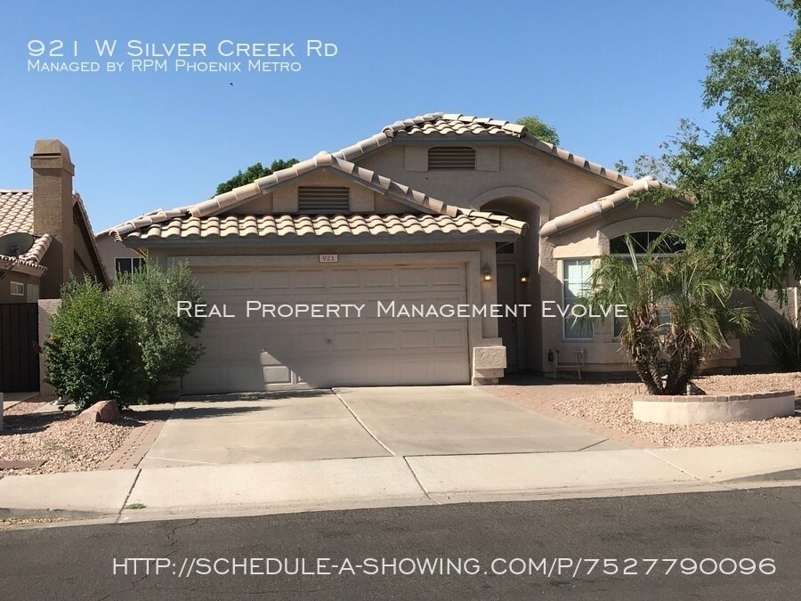 Foto principal - 921 W Silver Creek Rd