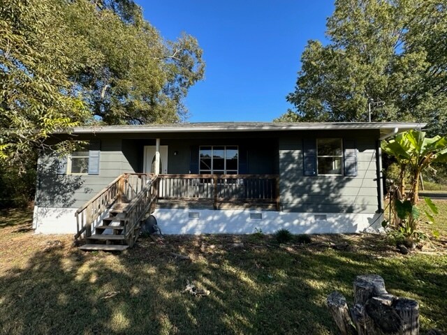 Primary Photo - 415 Magnolia St