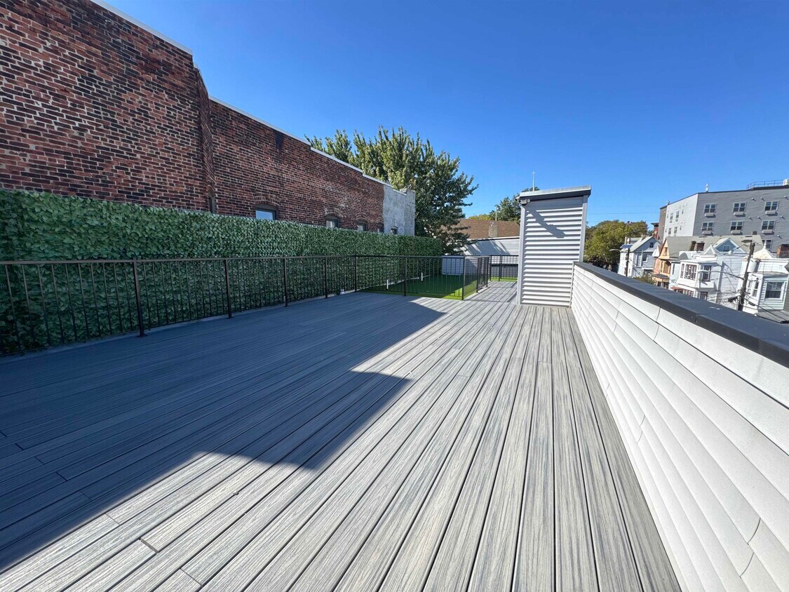 Foto principal - 339 Randolph Ave