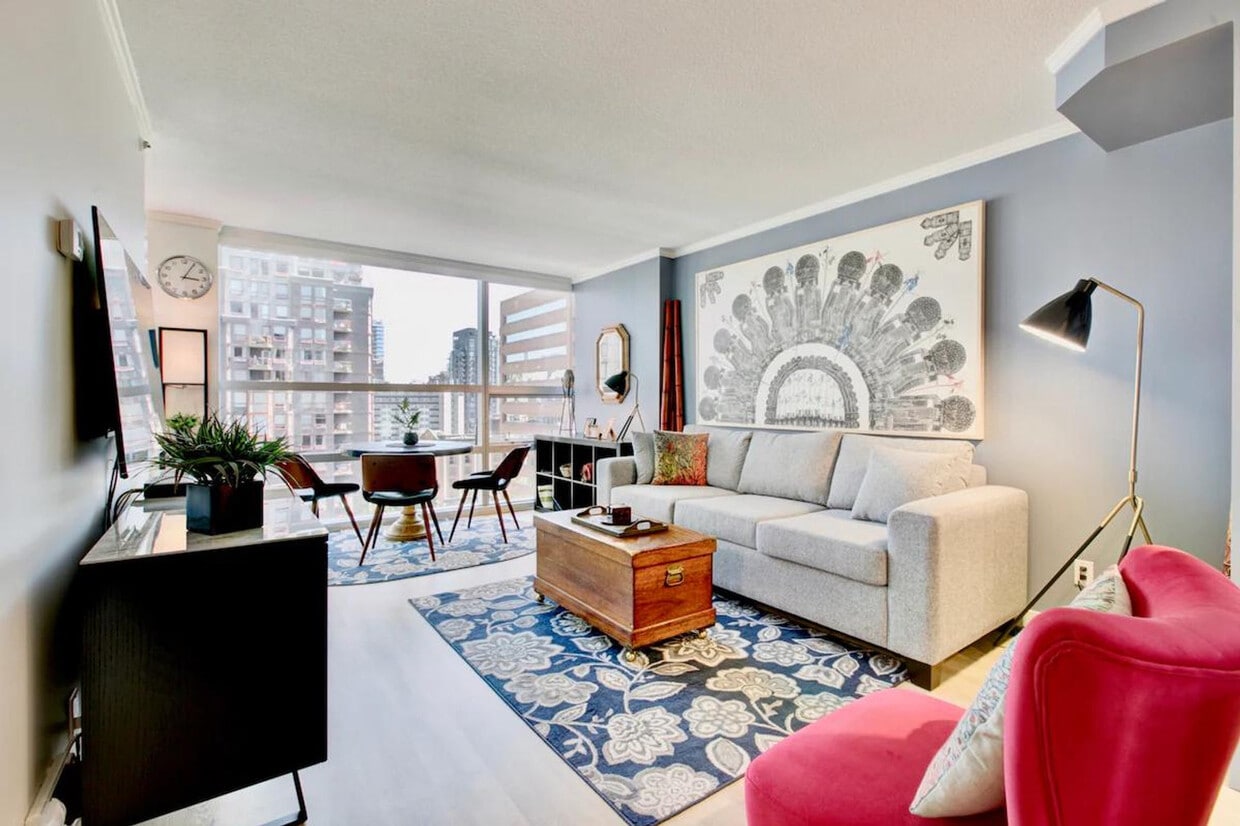 Photo principale - 1052 Burrard St