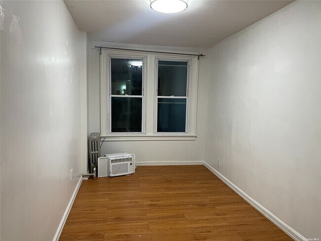 Building Photo - 33-27 89th St