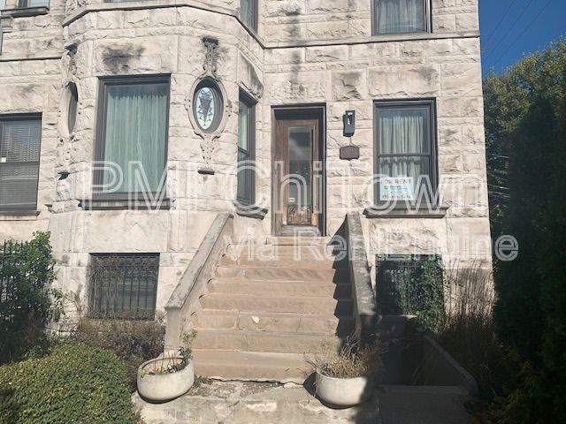 Foto del edificio - 1114 E 62nd St
