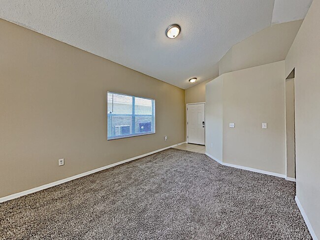 Building Photo - 237 Briar Bay Cir