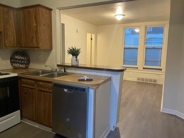 Foto del edificio - 80 Delaware Street, Unit 1