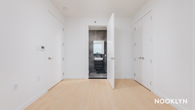 Foto del edificio - 1499 Bedford Ave