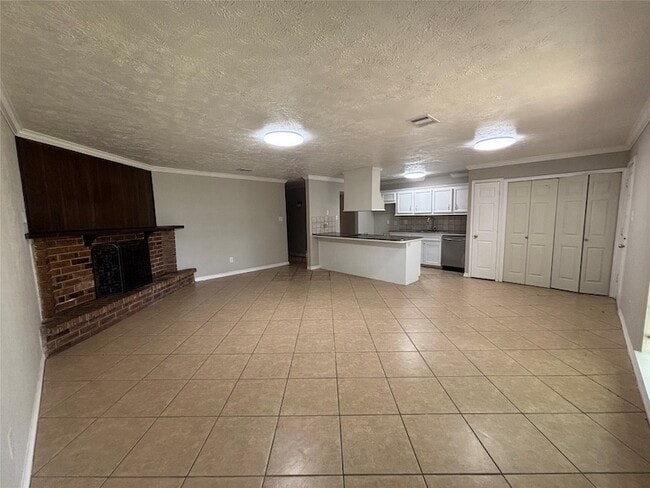 Photo - 16114 Lazy Ridge Rd House