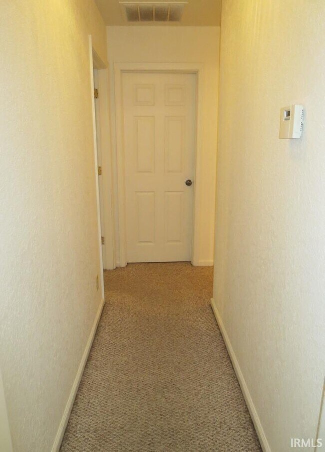 Building Photo - 415 Atwood Dr