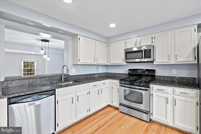 Foto del edificio - 1481 Autumn Ridge Cir