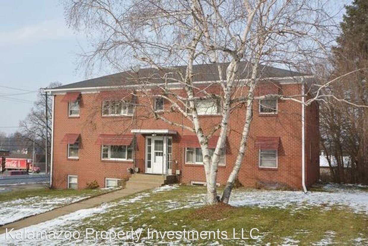 Primary Photo - 103 Devon Ave