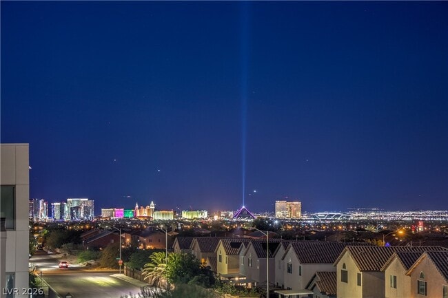 Building Photo - 8925 W Flamingo Rd
