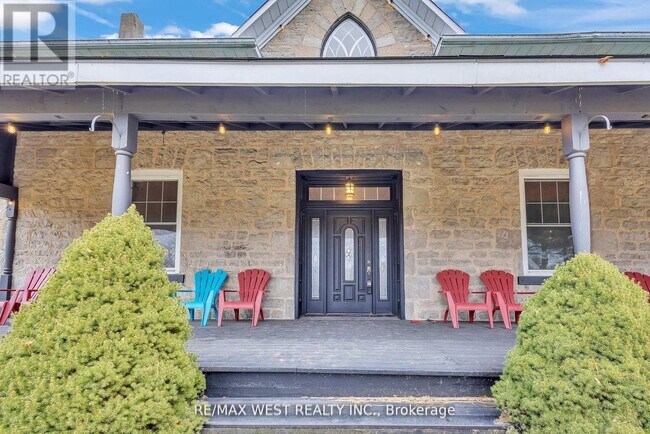 Photo du bâtiment - 1802 REGIONAL Rd