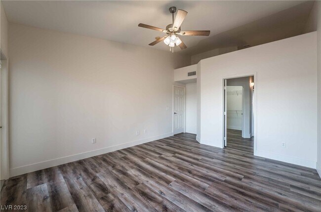 Building Photo - 10211 Red Pueblo Pl