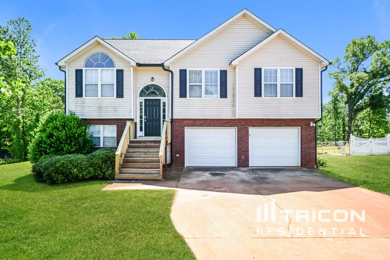 Foto principal - 109 Massey Ln