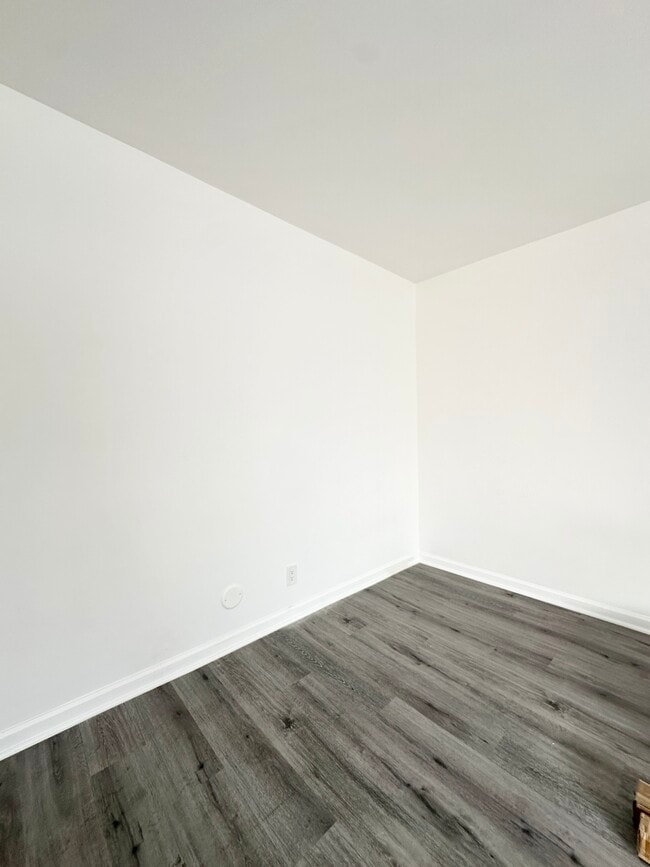 Building Photo - 6795 Paramount Blvd