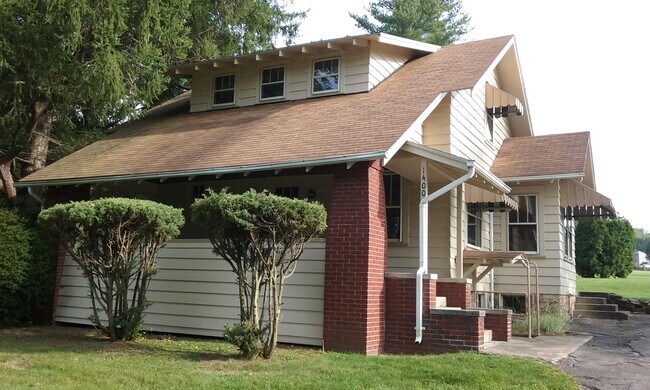 Foto del edificio - 1400 Foot of Ten Rd