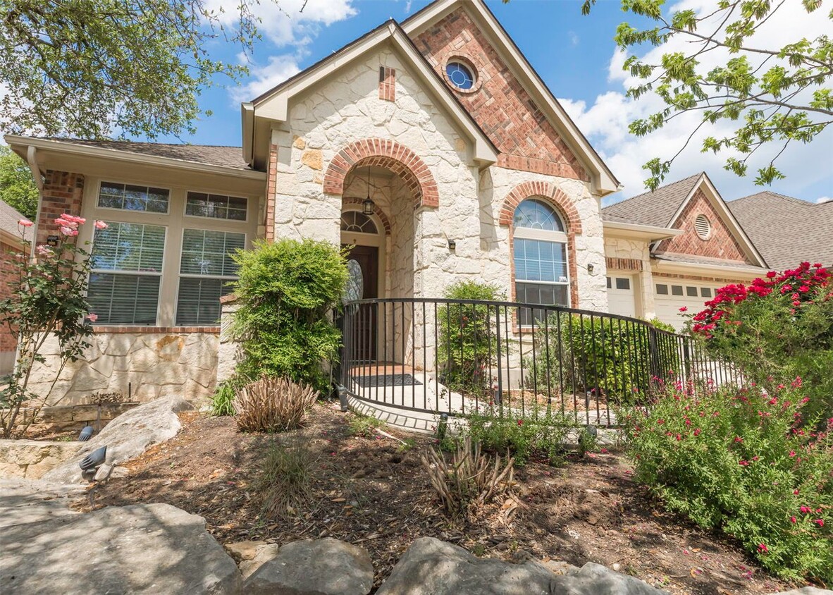 Primary Photo - Single Story-Gated Community
