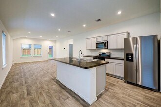 Building Photo - 5446 Creekstone Rise Ln