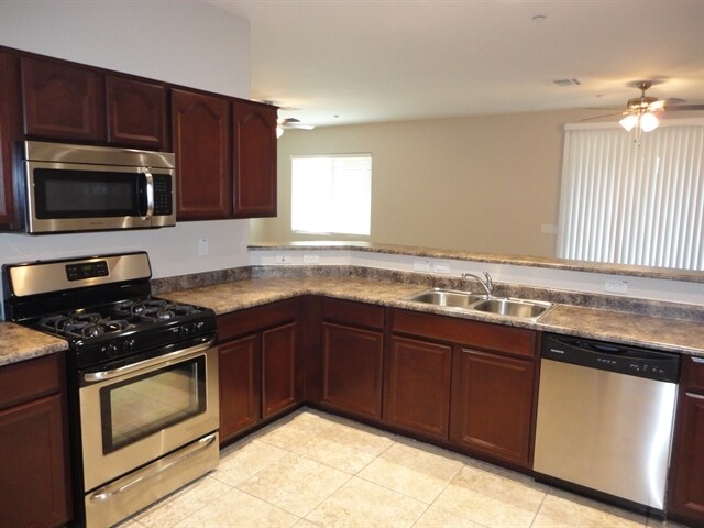 Building Photo - 4616 S Emery