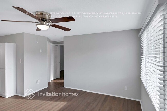 Foto del edificio - 11630 106th St