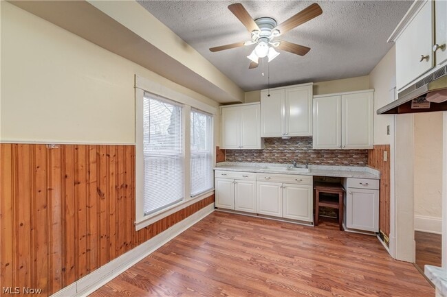 Building Photo - 37948 Barnes Ct