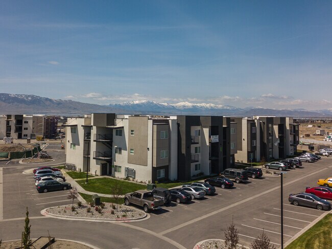 Foto del edificio - 265 N 670 E