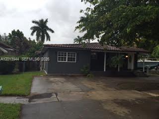 Foto del edificio - 335 NE 114th St
