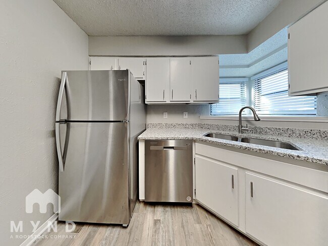 Foto del edificio - 2458 Avenue A