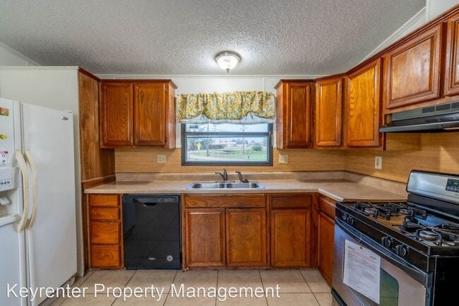 Building Photo - 3 br, 2 bath House - 20940 E 45th St
