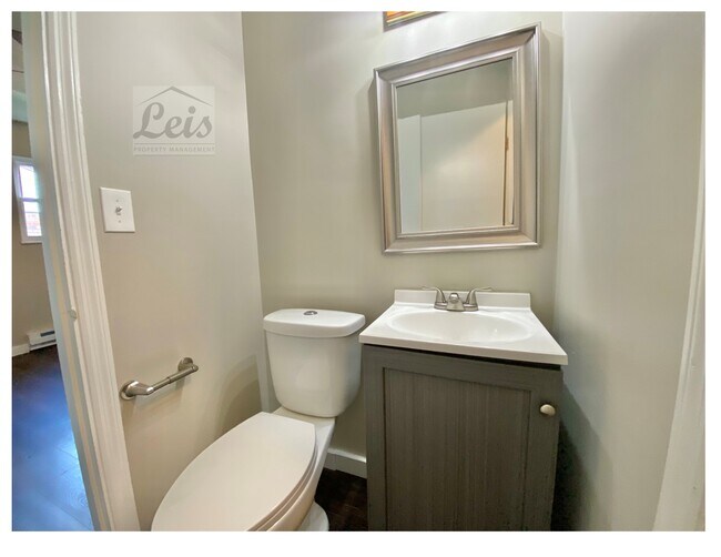 Foto del edificio - 1473 Skylark Dr