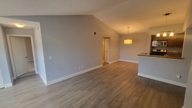 Foto del edificio - 5140 Conroy Rd