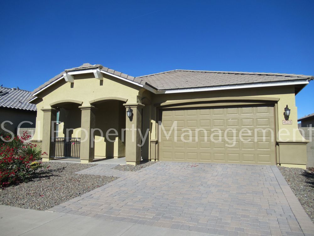 Primary Photo - GORGEOUS 4 BEDROOM HOME IN MARICOPA!