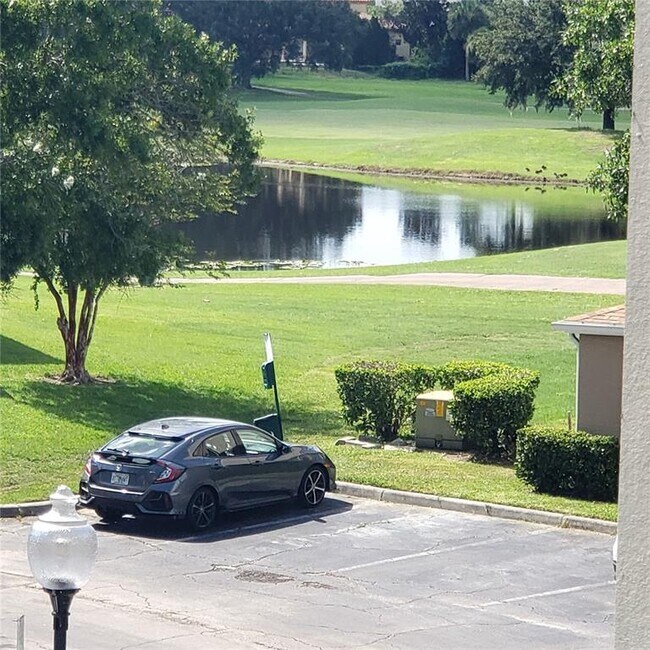 Foto del edificio - 7300 Westpointe Blvd
