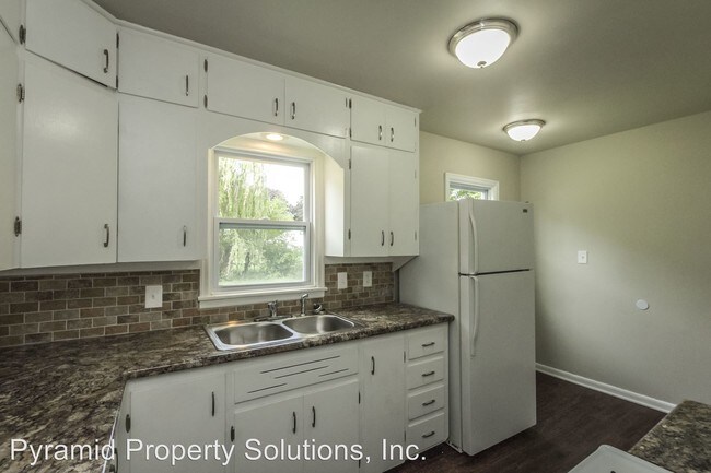 Building Photo - 3 br, 1 bath House - 2320 49th Pl