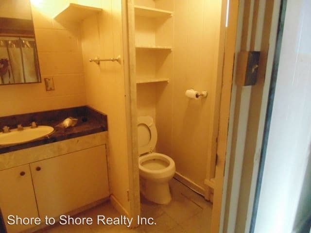 Building Photo - 471 Liholiho St