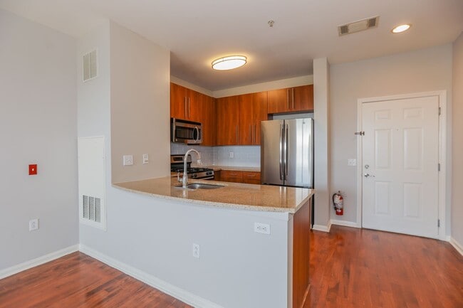 Photo - The Brownstones At Englewood South Apartment