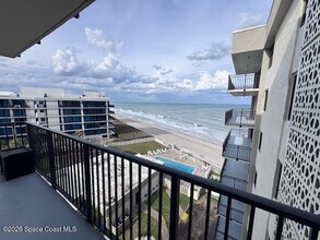 Building Photo - 1343 Jimmy Buffett Mem Hwy