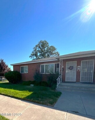 Building Photo - 240 18th St