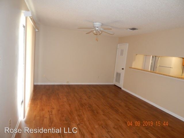 Building Photo - 2 br, 2 bath House - 6326 CAMBRIDGE DR 2