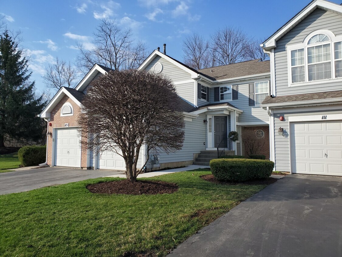 113 Portsmouth Ct, Glendale Heights, IL 60139 Townhome Rentals in