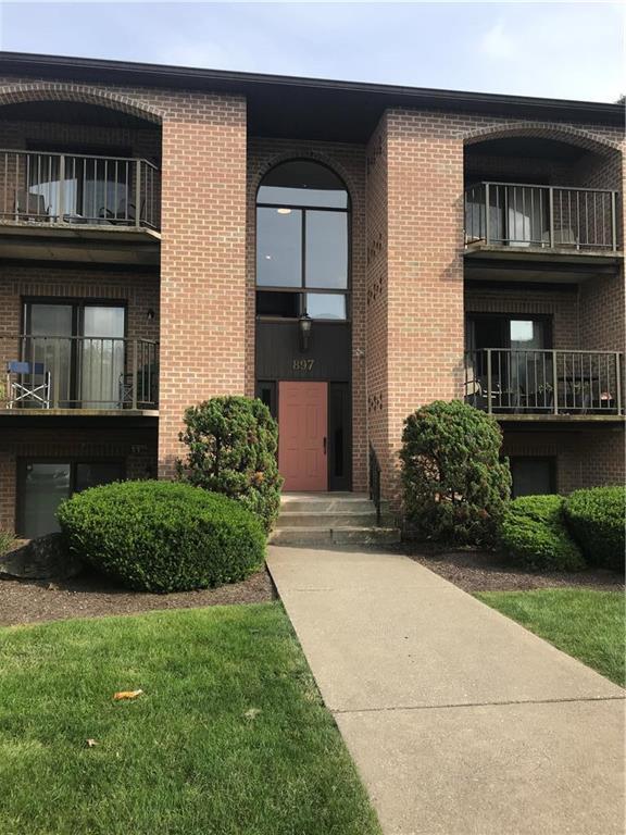 Foto principal - 897 Cold Spring Rd