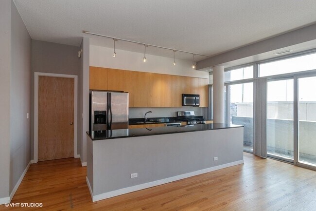 Foto del edificio - 1035 W Huron St