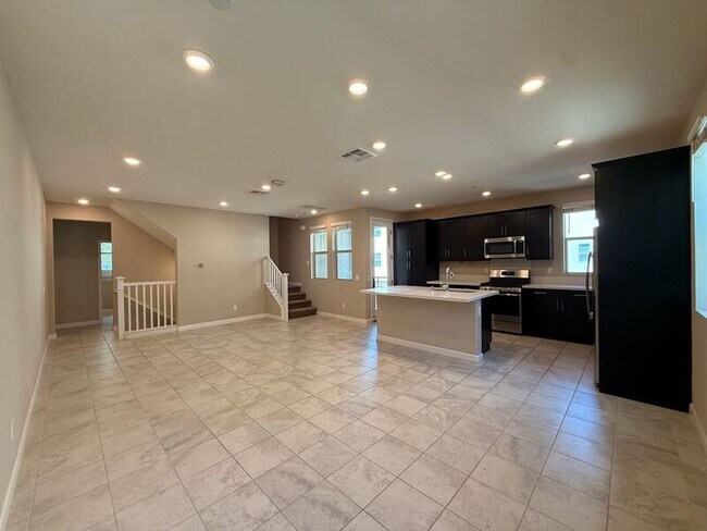 Building Photo - 16755 Coyote Bush Dr