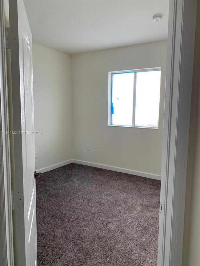 Foto del edificio - 1598 SW 154th Path