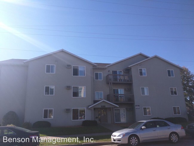 Foto del edificio - 1300 Pine St