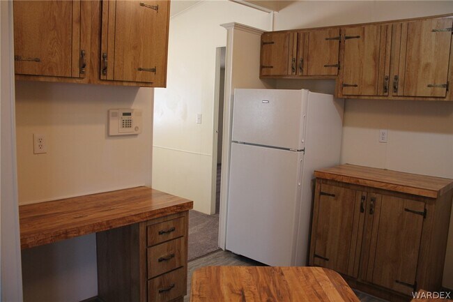 Building Photo - 1114 Cll De Allegro