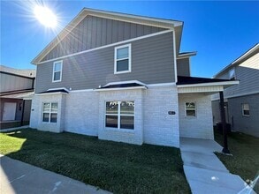 Building Photo - 803 S Rupple Rd