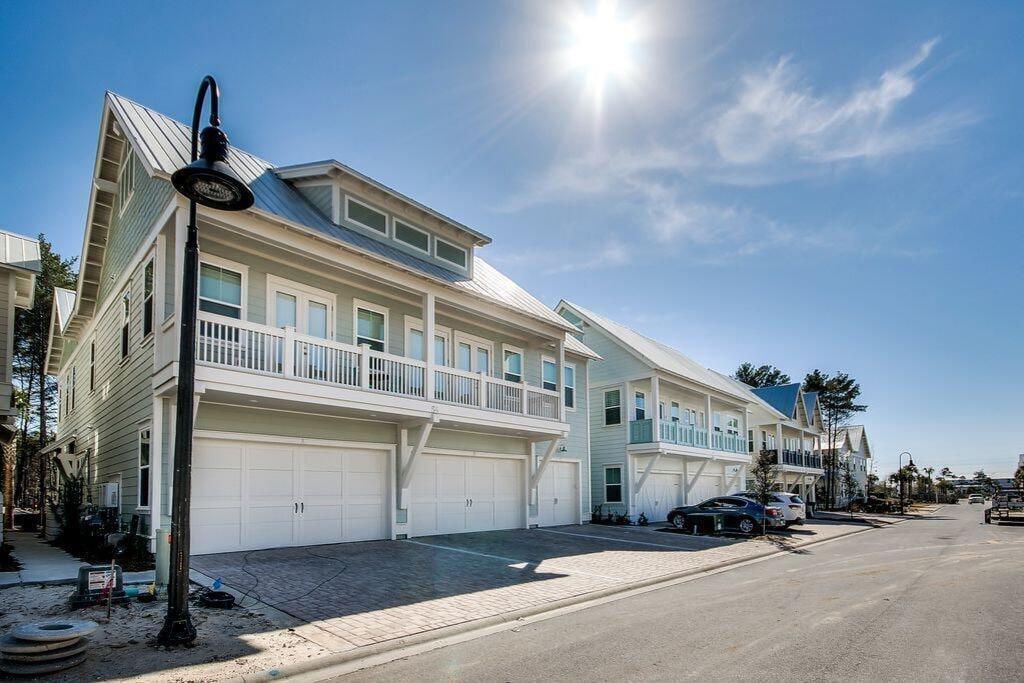 54 Pine Lands Loop E, Inlet Beach, FL 32413 Townhouse for Rent in