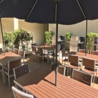 Foto del edificio - 3670 Glendon Ave